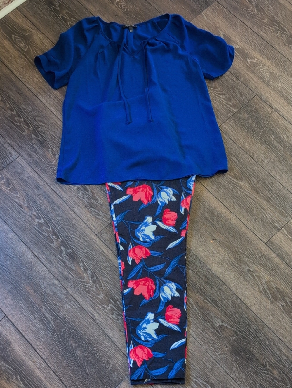 Old Navy Navy Capri Bottoms